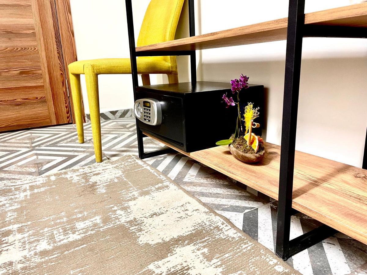 Mates Port Hotel Istanbul Ngoại thất bức ảnh